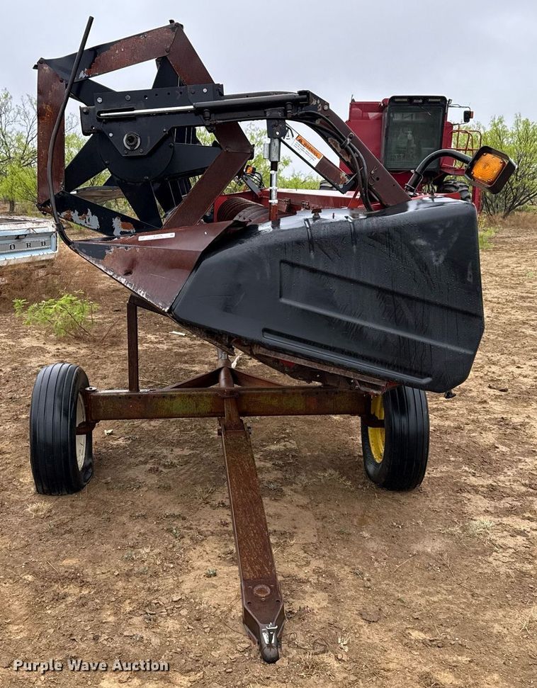 image for item EJ3606 1995 Case 1010 rigid head