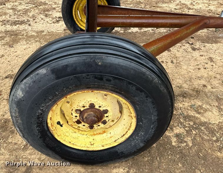 image for item EJ3606 1995 Case 1010 rigid head