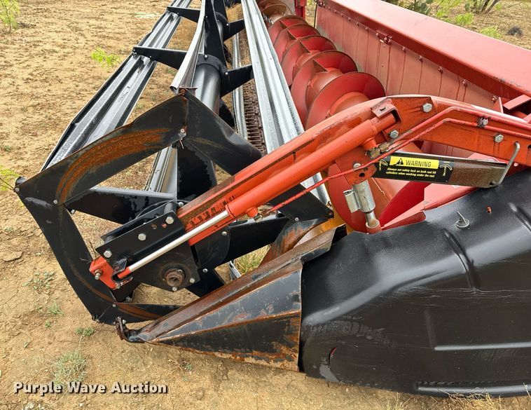 image for item EJ3607 1992 Case 1010 rigid head