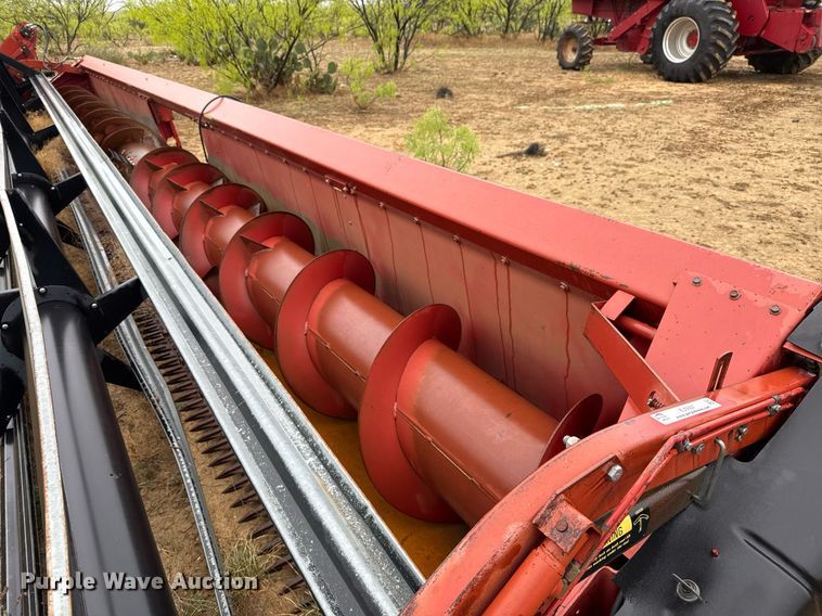 image for item EJ3607 1992 Case 1010 rigid head