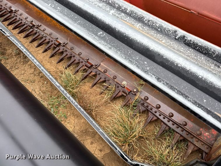 image for item EJ3607 1992 Case 1010 rigid head