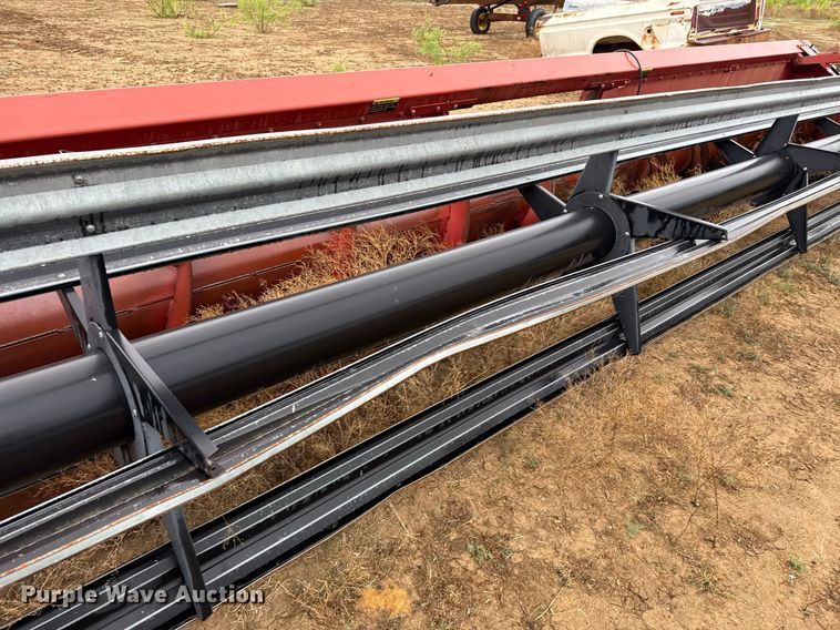 image for item EJ3607 1992 Case 1010 rigid head