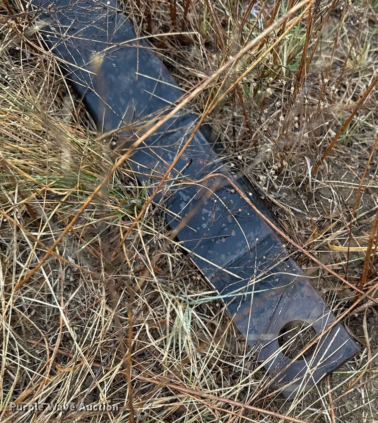 image for item EJ3607 1992 Case 1010 rigid head