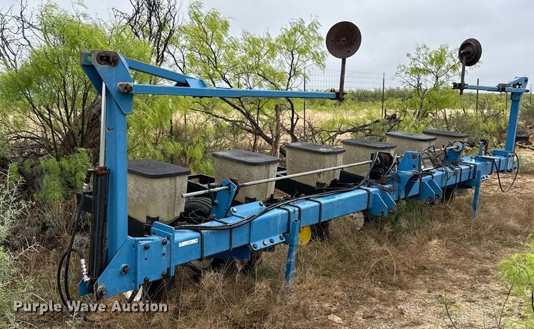 image for item EJ3609 Kinze planter