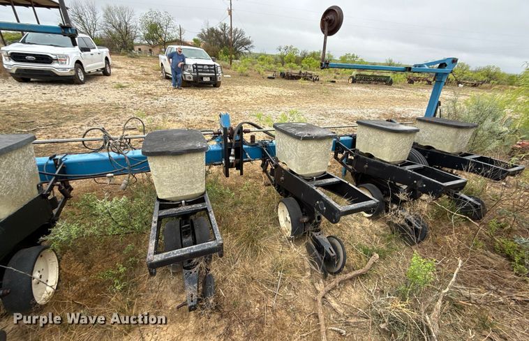 image for item EJ3609 Kinze planter