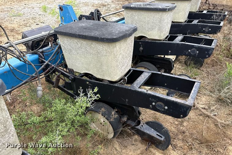 image for item EJ3609 Kinze planter