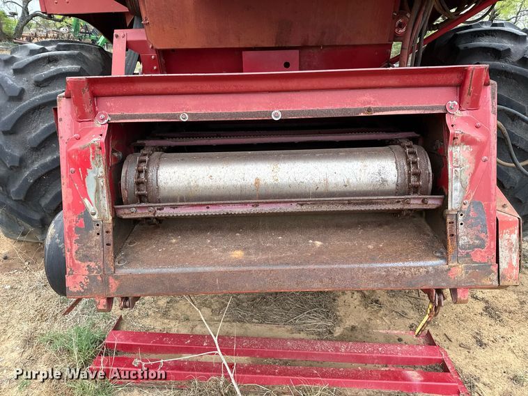 image for item EJ3610 1988 Case IH 1680 Axial-Flow combine