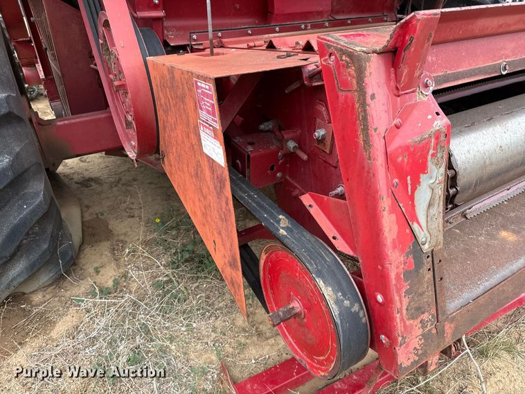 image for item EJ3610 1988 Case IH 1680 Axial-Flow combine