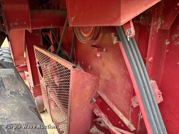 image for item EJ3610 1988 Case IH 1680 Axial-Flow combine
