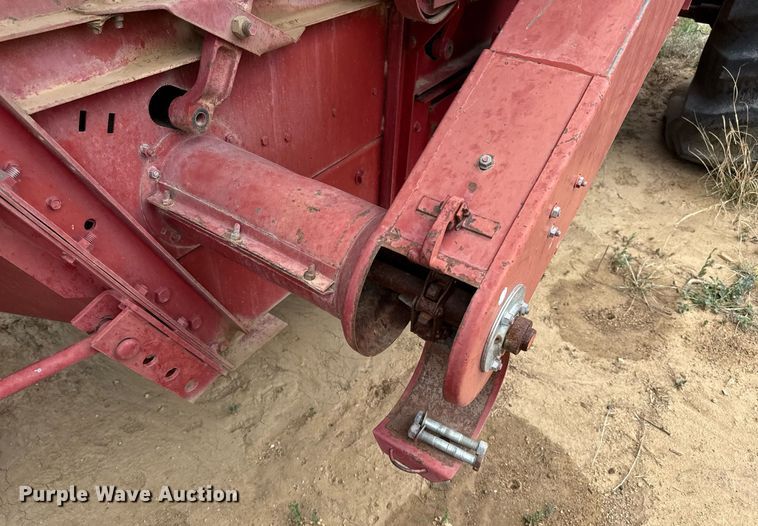 image for item EJ3610 1988 Case IH 1680 Axial-Flow combine
