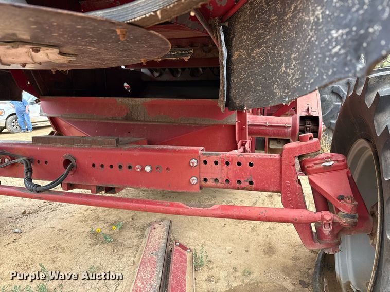 image for item EJ3610 1988 Case IH 1680 Axial-Flow combine