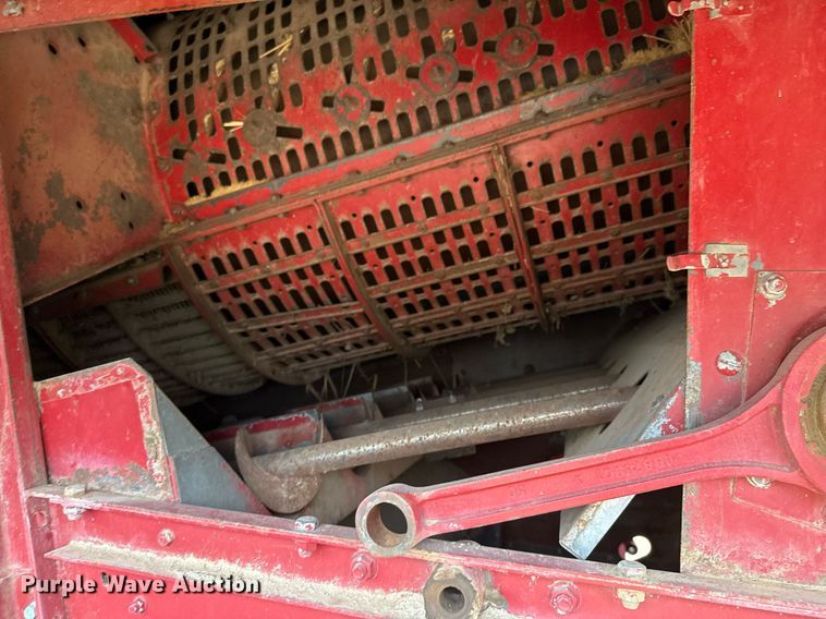 image for item EJ3610 1988 Case IH 1680 Axial-Flow combine