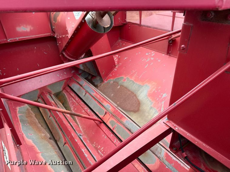 image for item EJ3610 1988 Case IH 1680 Axial-Flow combine