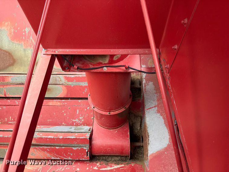 image for item EJ3610 1988 Case IH 1680 Axial-Flow combine