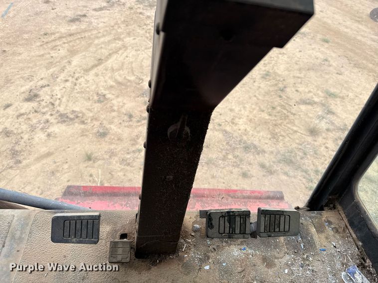 image for item EJ3610 1988 Case IH 1680 Axial-Flow combine