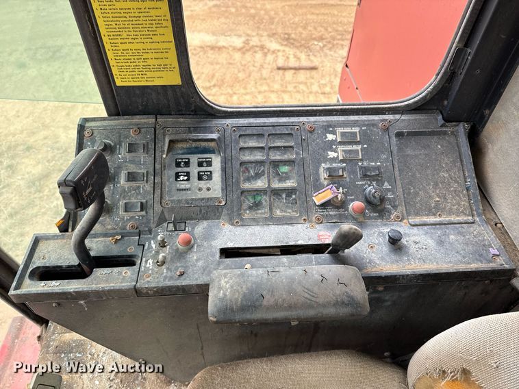 image for item EJ3610 1988 Case IH 1680 Axial-Flow combine