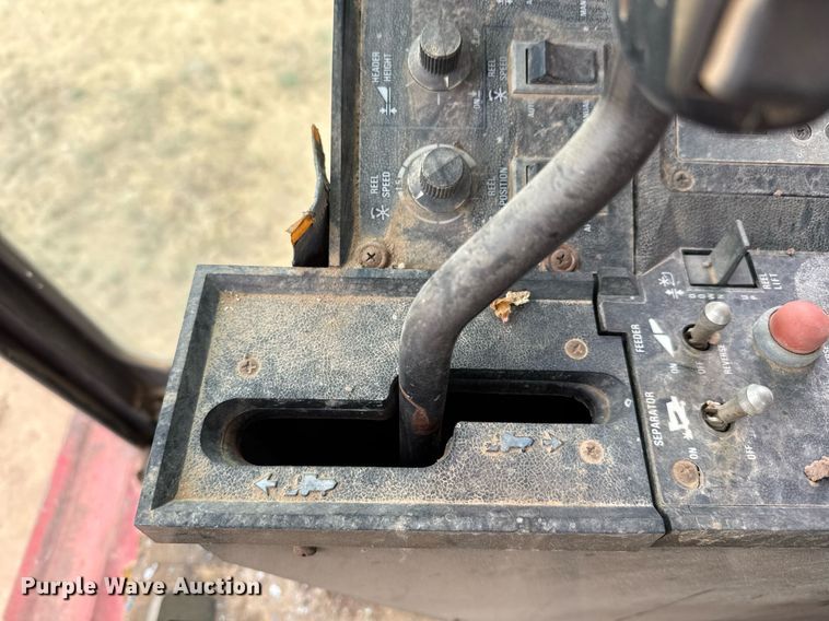 image for item EJ3610 1988 Case IH 1680 Axial-Flow combine