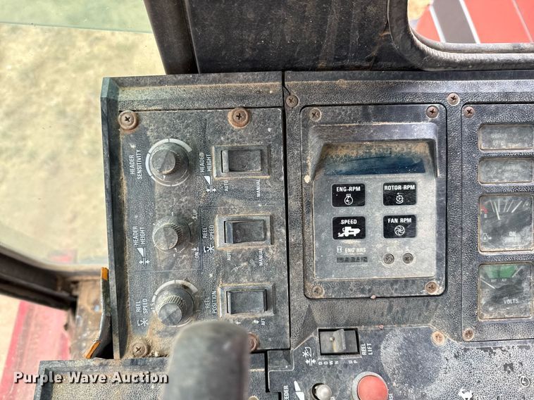 image for item EJ3610 1988 Case IH 1680 Axial-Flow combine