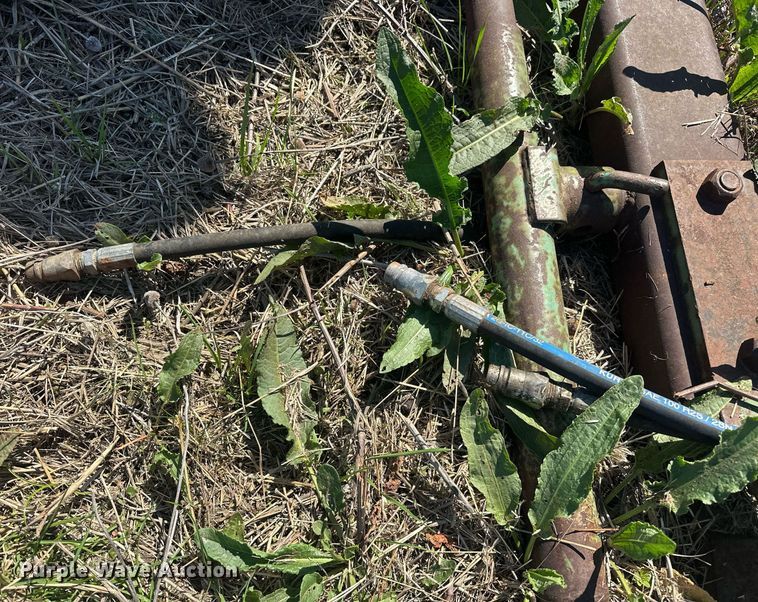 image for item EJ8339 John Deere 220 tandem disk