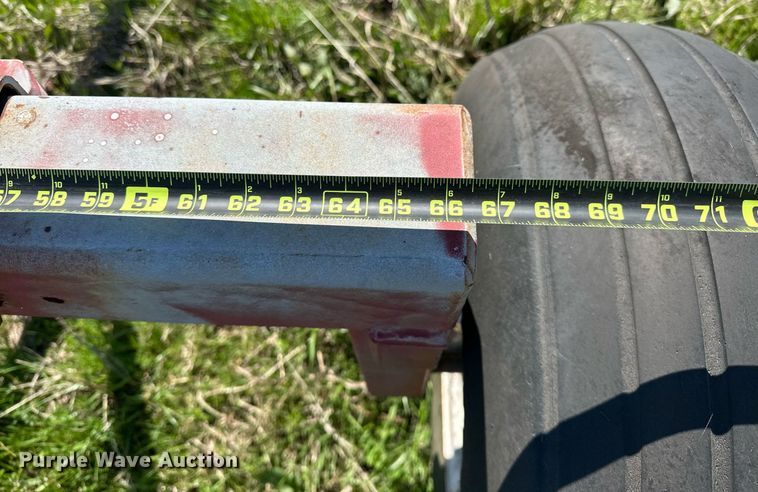 image for item EJ8340 Clark Quality NH3 tank running gear