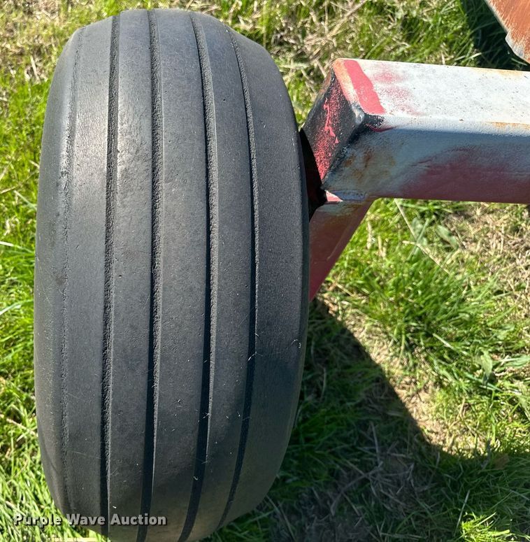 image for item EJ8340 Clark Quality NH3 tank running gear