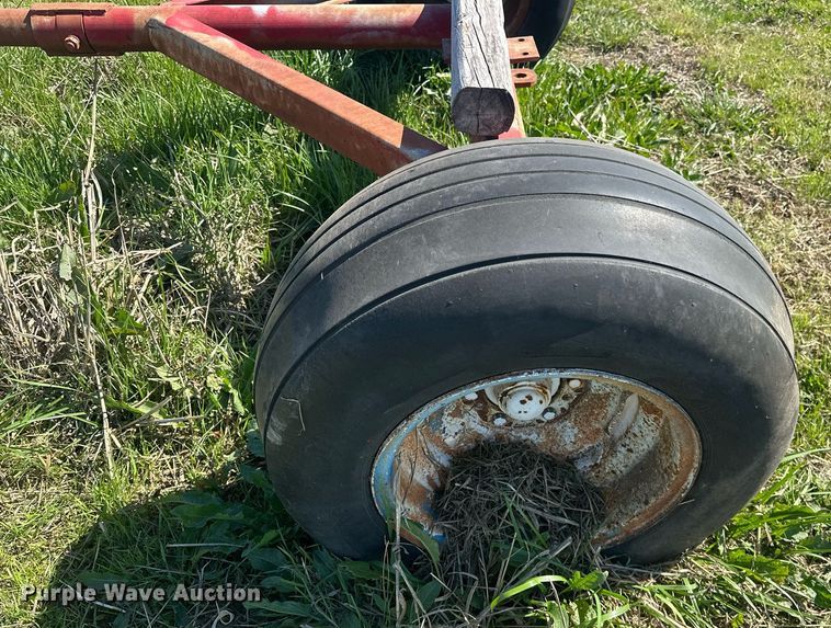 image for item EJ8340 Clark Quality NH3 tank running gear