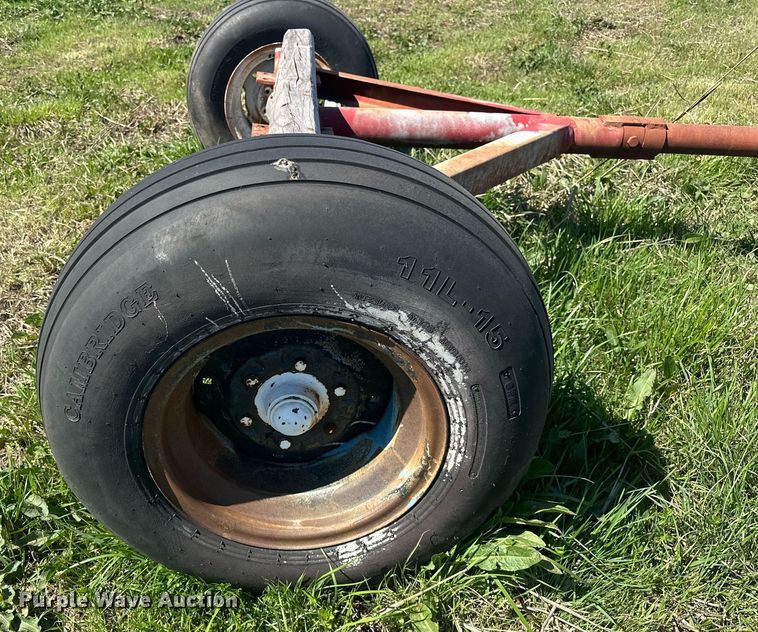 image for item EJ8340 Clark Quality NH3 tank running gear