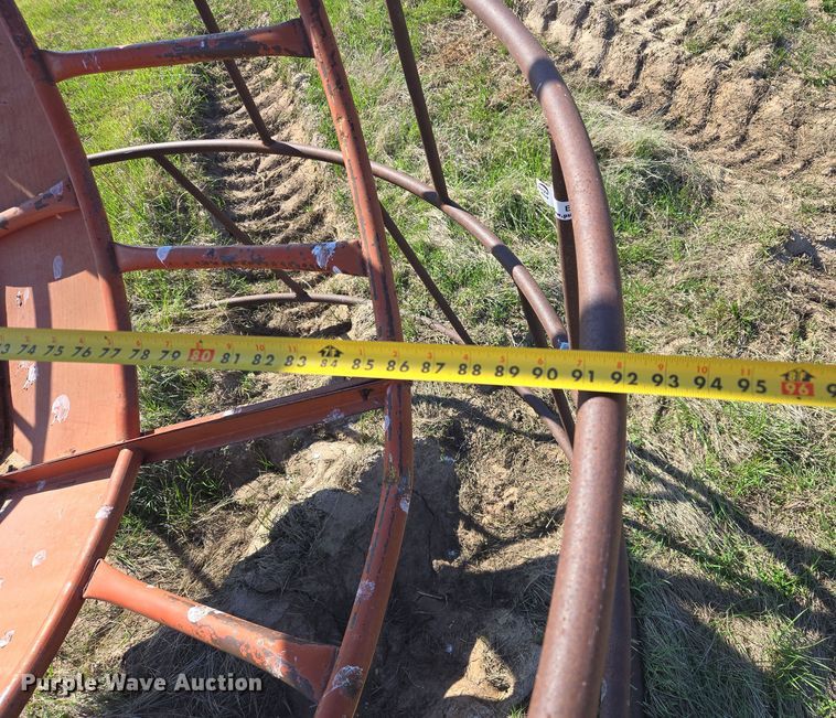 image for item EJ8351 (2) bale feeders