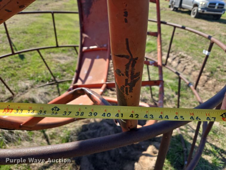 image for item EJ8351 (2) bale feeders