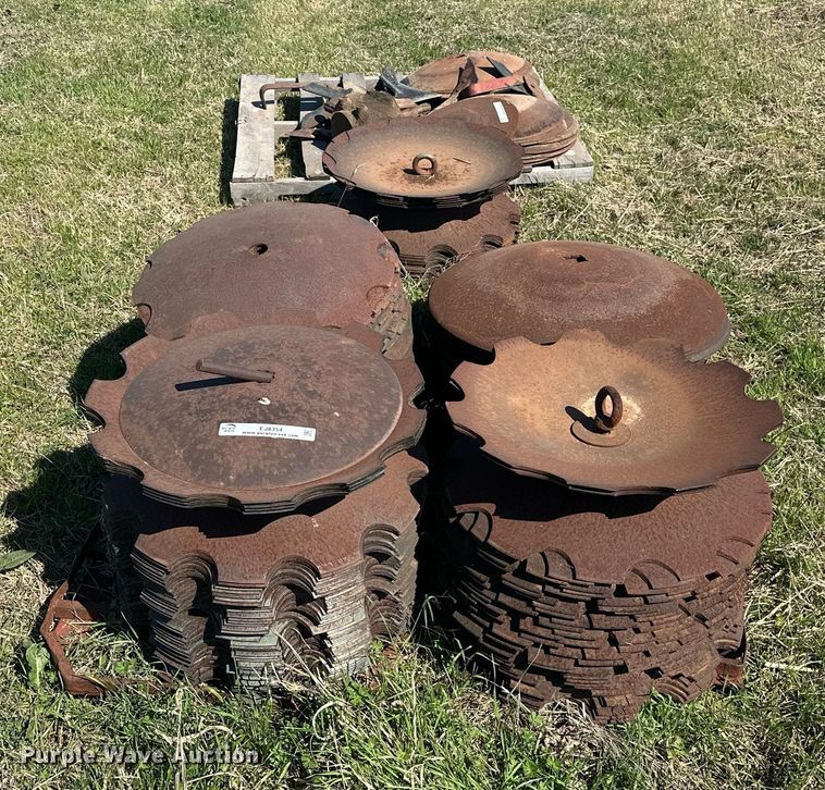 image for item EJ8354 Approximately 200 disks