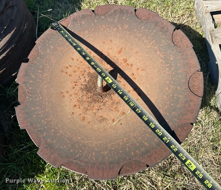 image for item EJ8354 Approximately 200 disks