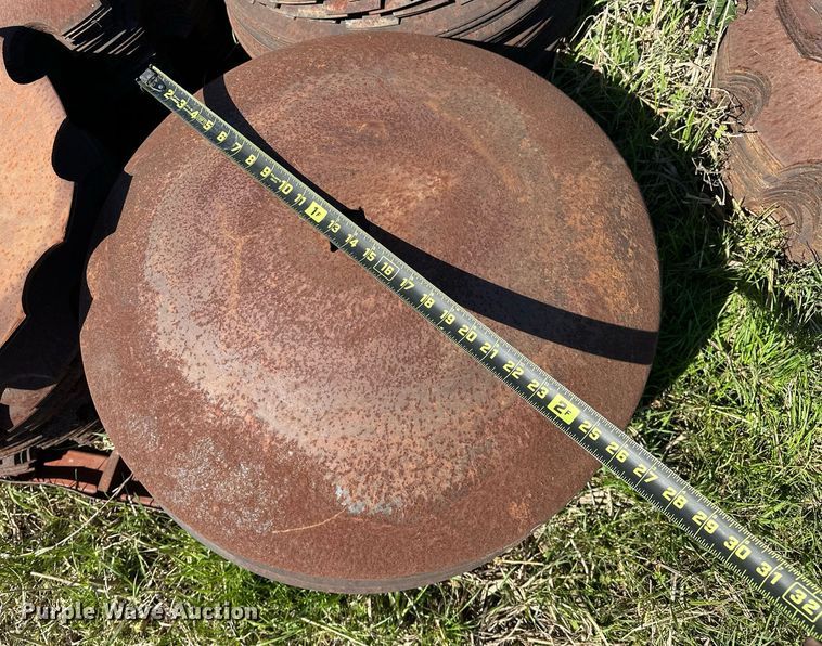 image for item EJ8354 Approximately 200 disks