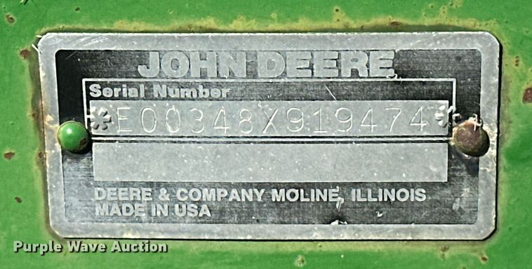 image for item EJ8358 John Deere 348 small square baler