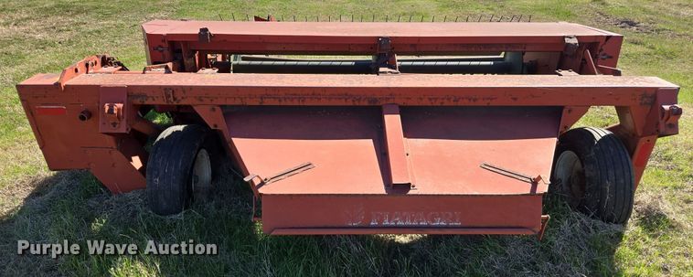 image for item EJ8362 Hesston 1120 swather / windrower