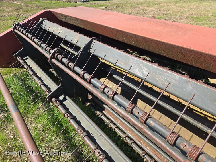 image for item EJ8362 Hesston 1120 swather / windrower