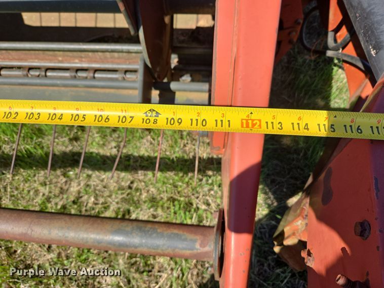 image for item EJ8362 Hesston 1120 swather / windrower