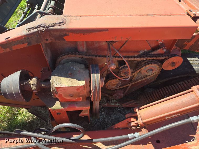 image for item EJ8362 Hesston 1120 swather / windrower