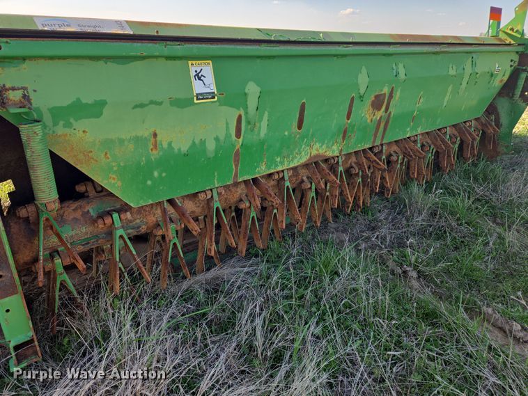 image for item EJ8365 John Deere 995 windrower header