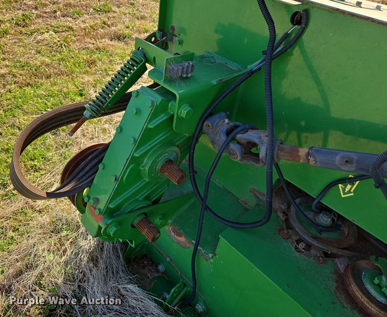 image for item EJ8365 John Deere 995 windrower header