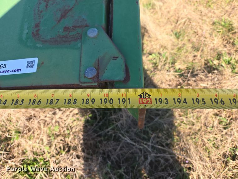 image for item EJ8365 John Deere 995 windrower header