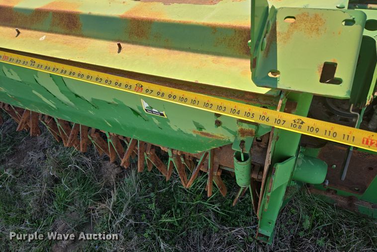 image for item EJ8365 John Deere 995 windrower header