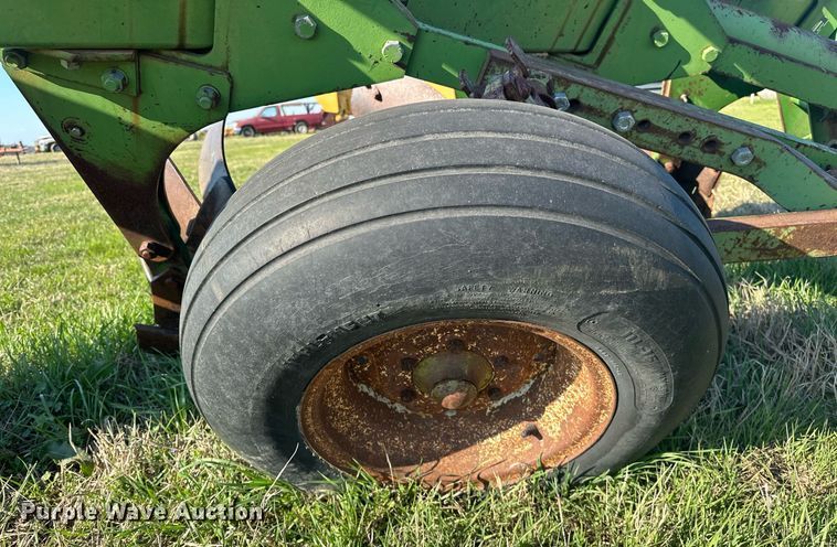 image for item EJ8369 John Deere E-8350 eight bottom two-way plow