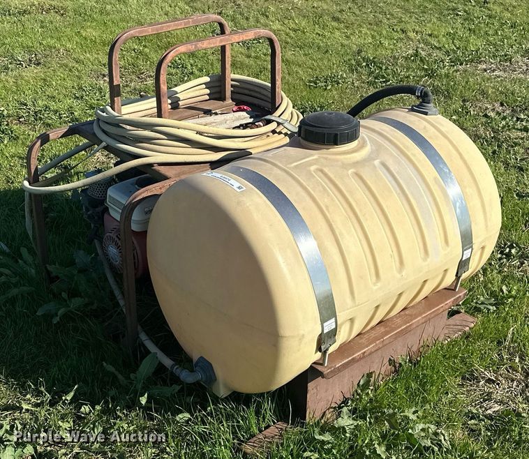 image for item EJ8374 Turf sprayer