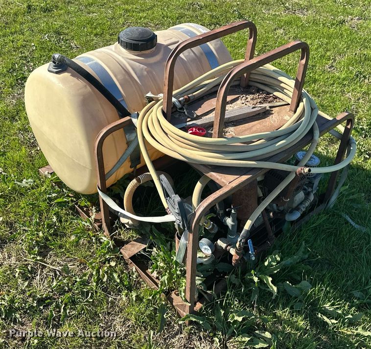 image for item EJ8374 Turf sprayer
