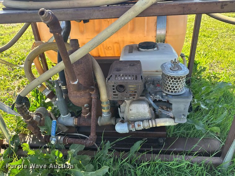 image for item EJ8374 Turf sprayer