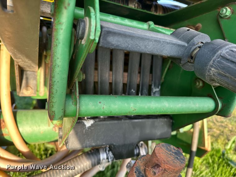 image for item EJ8379 John Deere 7200 MaxEmerge 2 no-till planter