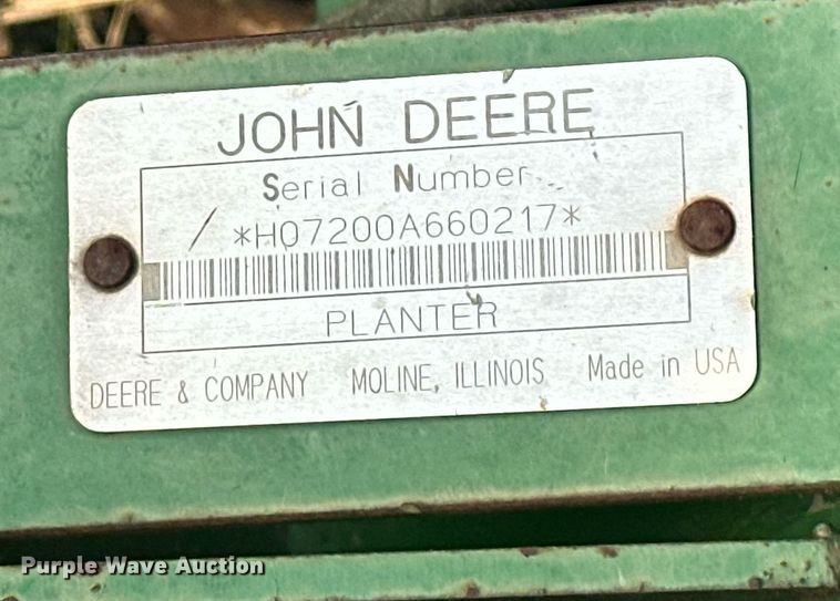 image for item EJ8379 John Deere 7200 MaxEmerge 2 no-till planter