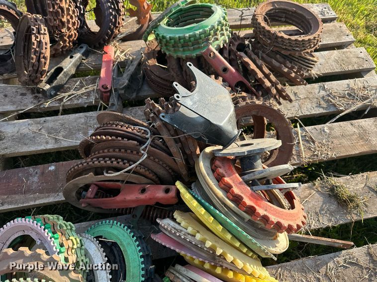 image for item EJ8379 John Deere 7200 MaxEmerge 2 no-till planter