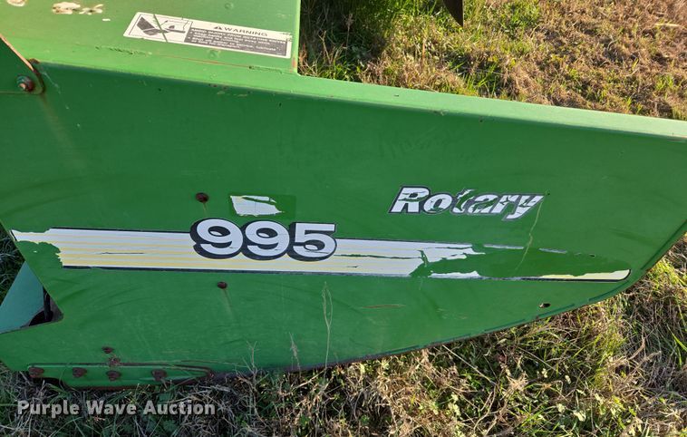 image for item EJ8384 John Deere 995 windrower head