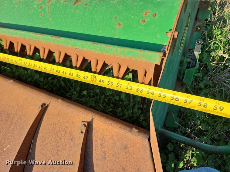 image for item EJ8385 John Deere straw chopper
